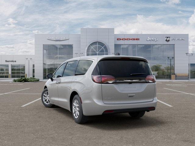 2026 Chrysler Voyager VOYAGER LX