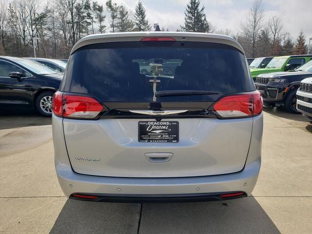 2026 Chrysler Voyager LX