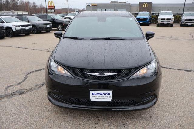 2026 Chrysler Voyager VOYAGER LX