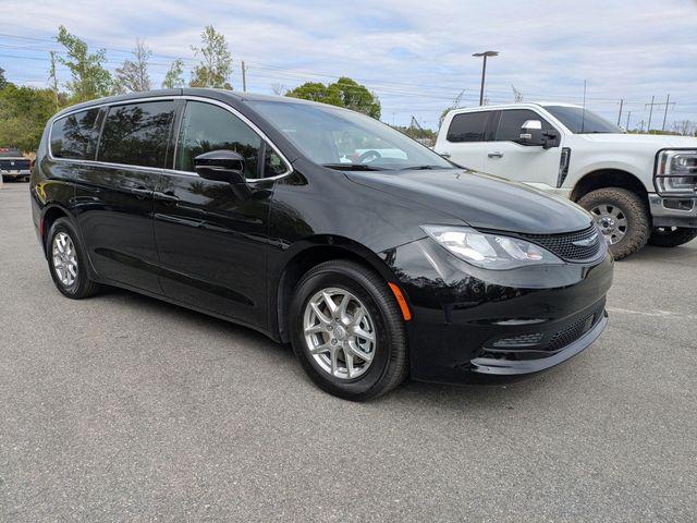 2026 Chrysler Voyager VOYAGER LX