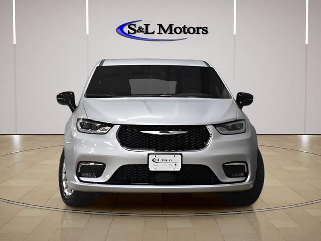 2026 Chrysler Pacifica Select for sale in Pulaski, WI