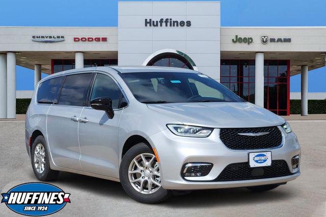 2026 Chrysler Pacifica Select for sale in Plano, TX