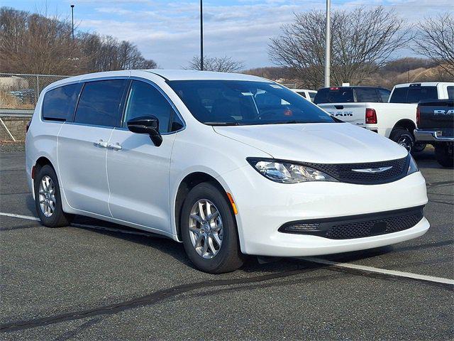 2026 Chrysler Voyager VOYAGER LX