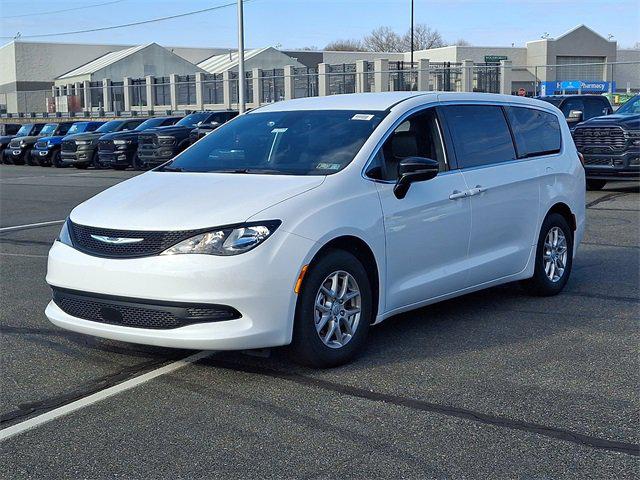 2026 Chrysler Voyager VOYAGER LX