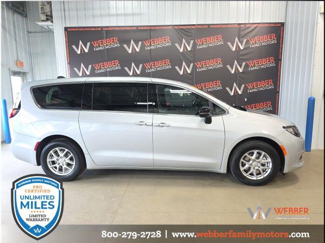 2026 Chrysler Voyager VOYAGER LX