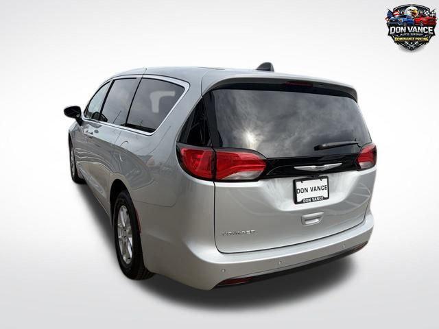 2026 Chrysler Voyager VOYAGER LX