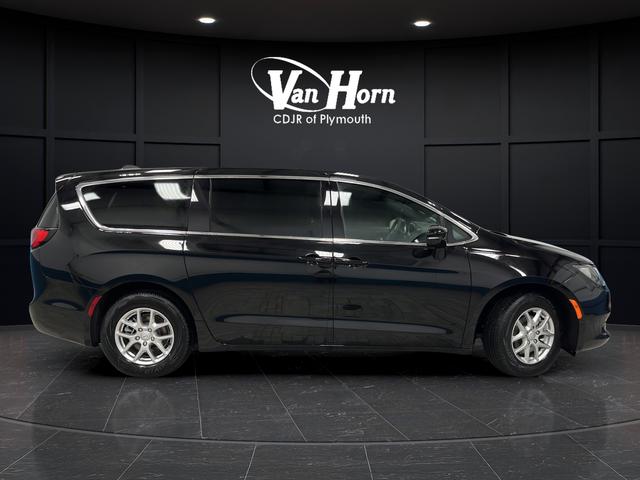 2026 Chrysler Voyager VOYAGER LX