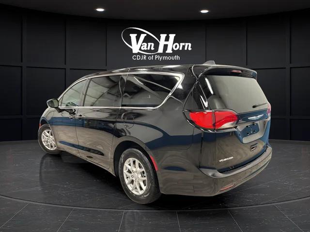 2026 Chrysler Voyager LX