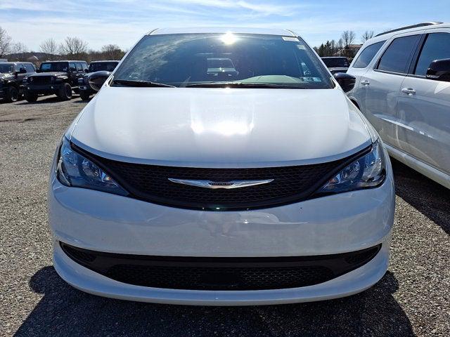 2026 Chrysler Voyager VOYAGER LX