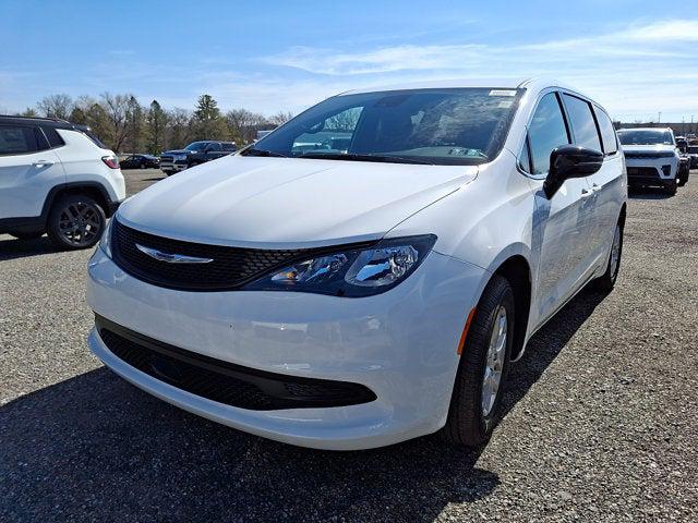 2026 Chrysler Voyager VOYAGER LX