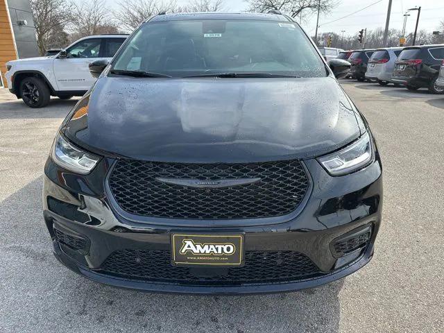 2026 Chrysler Pacifica PACIFICA LIMITED AWD