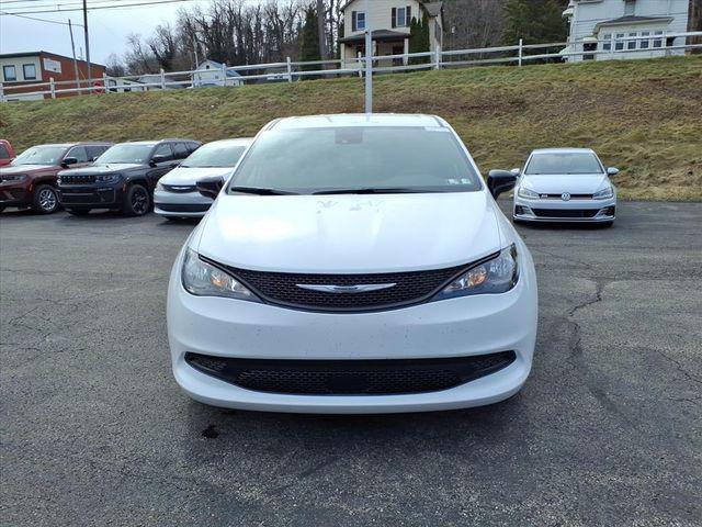 2026 Chrysler Voyager VOYAGER LX