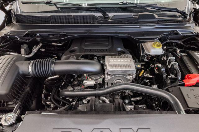 2026 RAM Ram 1500 RAM 1500 EXPRESS CREW CAB 4X4 57 BOX