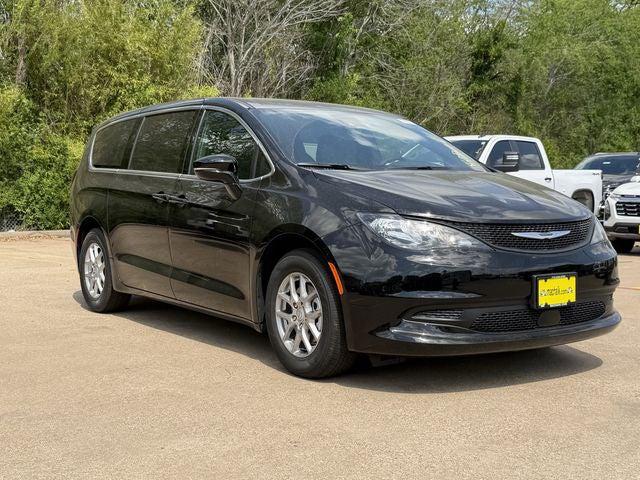 2026 Chrysler Voyager VOYAGER LX