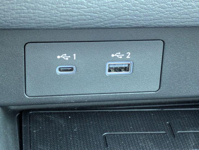 2025 Mitsubishi Outlander PHEV ES S-AWC