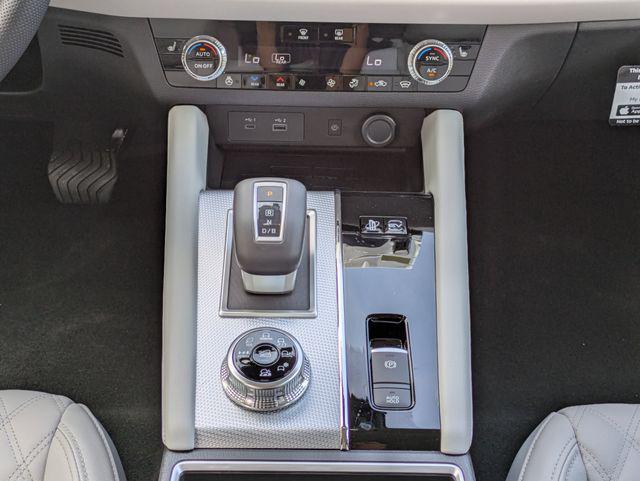 2025 Mitsubishi Outlander PHEV PLATINUM EDITION S-AWC