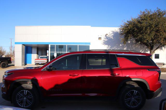 2024 Chevrolet Traverse FWD LT