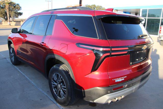 2024 Chevrolet Traverse FWD LT