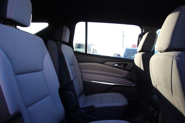 2024 Chevrolet Traverse FWD LT