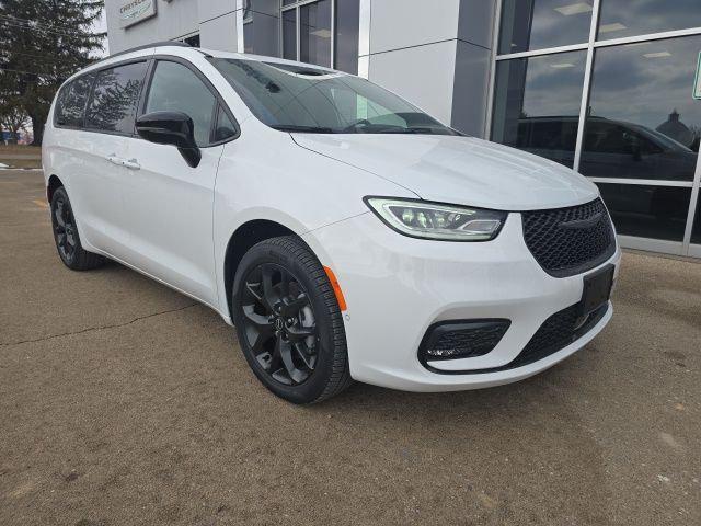2026 Chrysler Pacifica PACIFICA LIMITED AWD