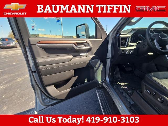 2024 GMC Sierra 1500 4WD Crew Cab Short Box Denali