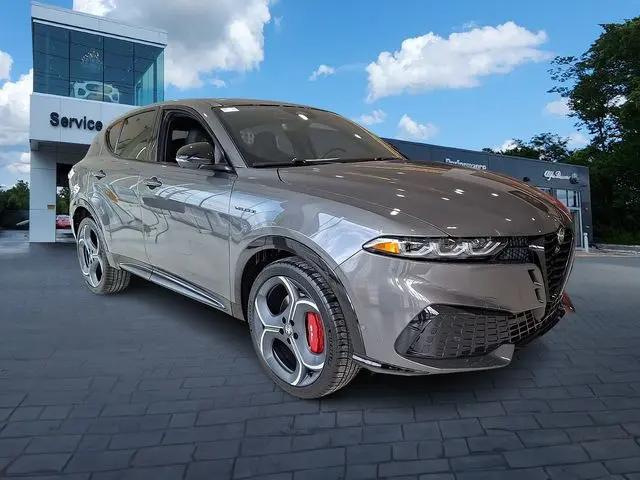 2026 Alfa Romeo Tonale Veloce AWD