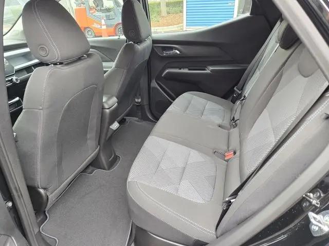 2027 Chevrolet Bolt LT FWD