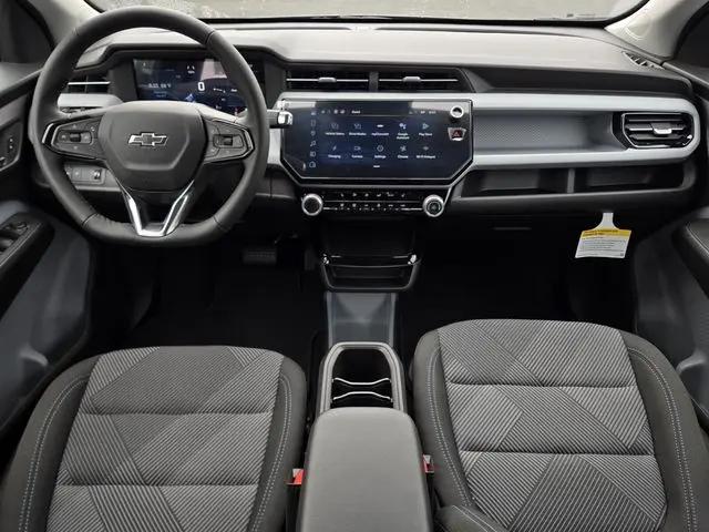 2027 Chevrolet Bolt LT FWD