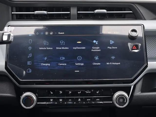 2027 Chevrolet Bolt LT FWD