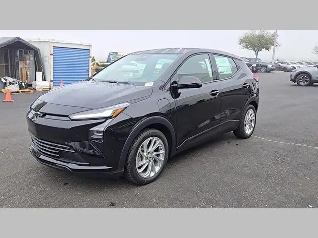 2027 Chevrolet Bolt LT FWD