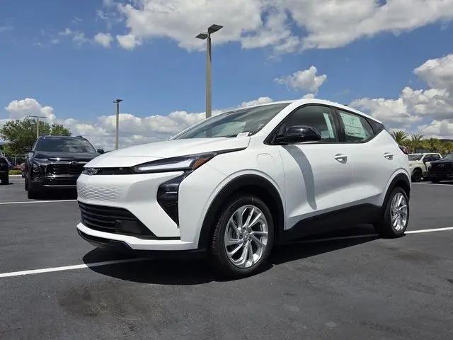 2027 Chevrolet Bolt LT FWD