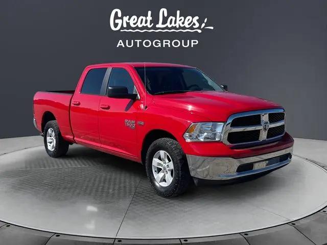 2019 Ram 1500 Classic SLT Crew Cab 4x2 6'4" Box