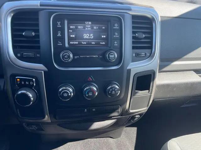 2019 Ram 1500 Classic SLT Crew Cab 4x2 6'4" Box