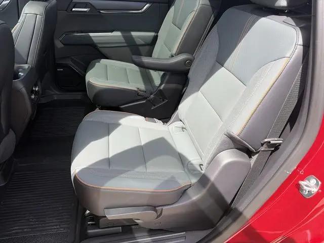 2026 GMC Acadia AT4 AWD