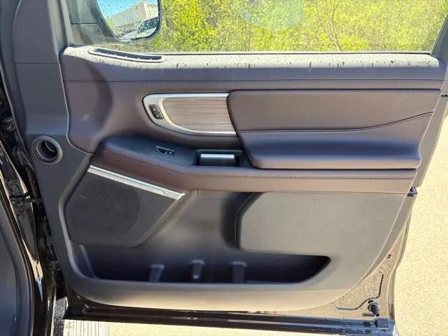 2026 Ford Expedition Max Platinum MAX