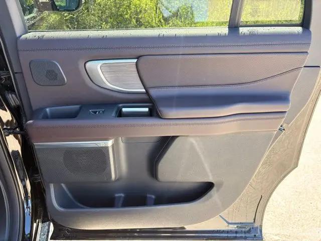 2026 Ford Expedition Max Platinum MAX