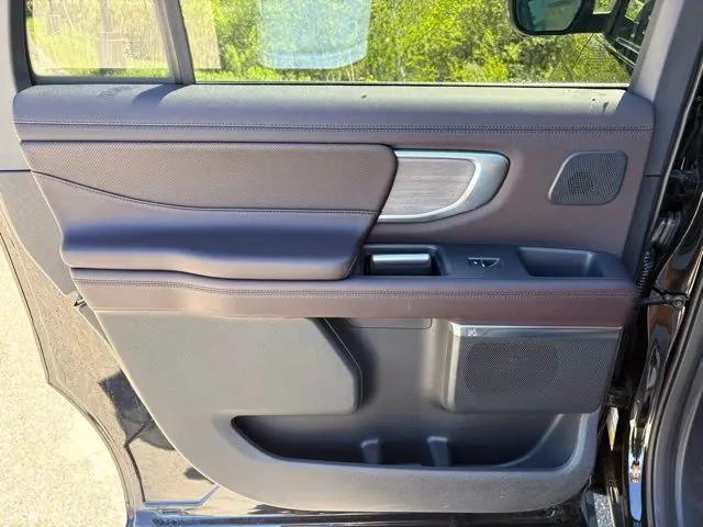 2026 Ford Expedition Max Platinum MAX
