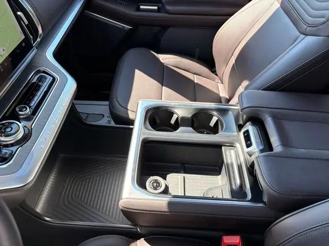 2026 Ford Expedition Max Platinum MAX