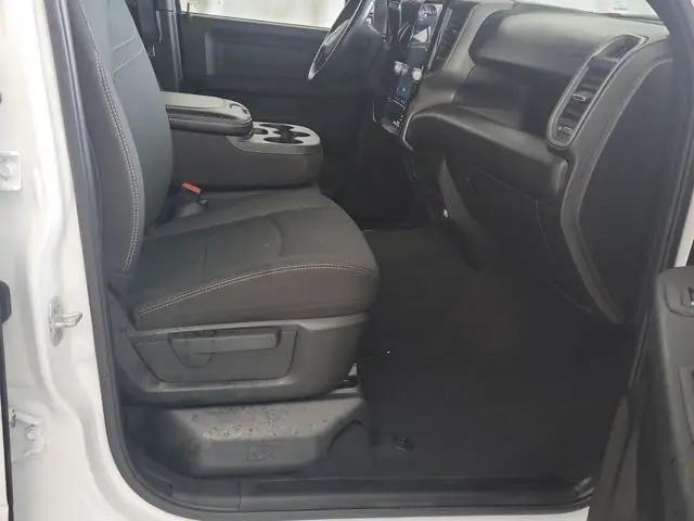 2025 Ram 3500 Tradesman Crew Cab 4x4 6'4" Box