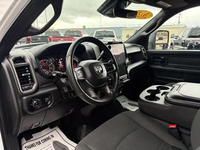 2025 Ram 3500 Tradesman Crew Cab 4x4 6'4" Box