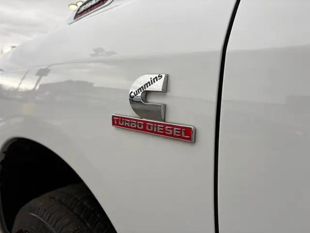 2025 Ram 3500 Tradesman Crew Cab 4x4 6'4" Box