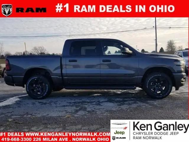 2025 Ram 1500 Big Horn Crew Cab 4x4 5'7" Box