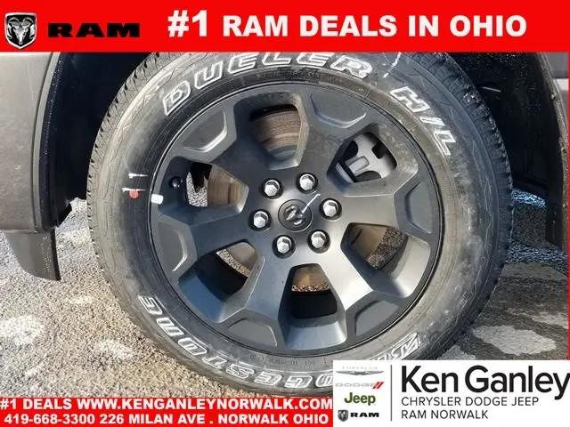 2025 Ram 1500 Big Horn Crew Cab 4x4 5'7" Box