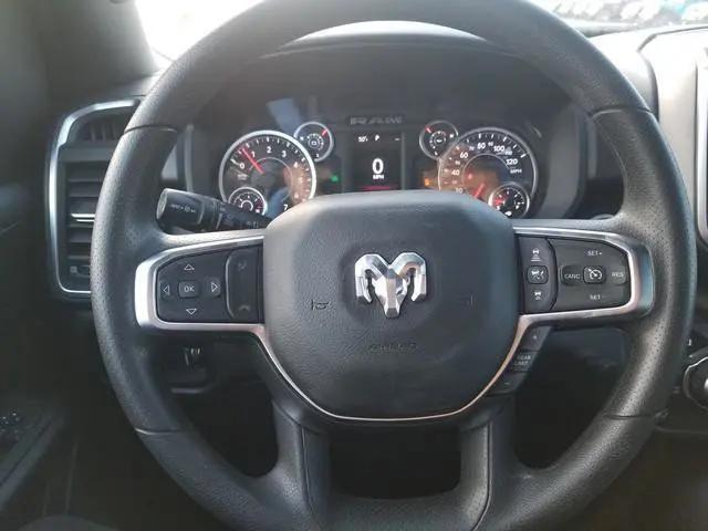 2025 Ram 1500 Big Horn Crew Cab 4x4 57 Box