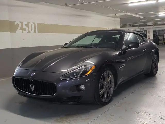 2014 Maserati GranTurismo Standard