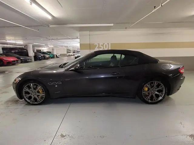 2014 Maserati GranTurismo Standard