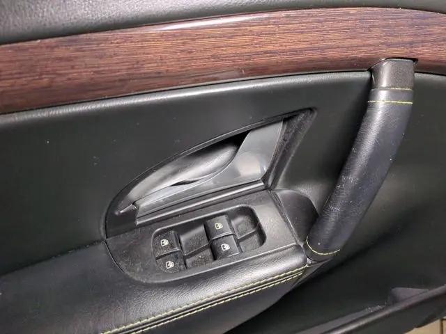 2014 Maserati GranTurismo Standard