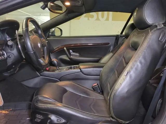 2014 Maserati GranTurismo Standard