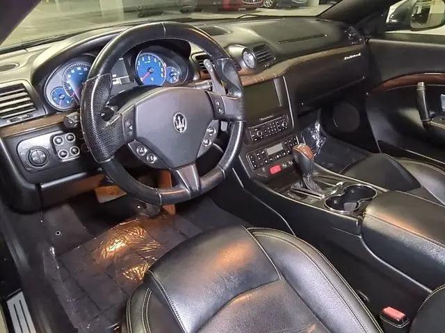 2014 Maserati GranTurismo Standard