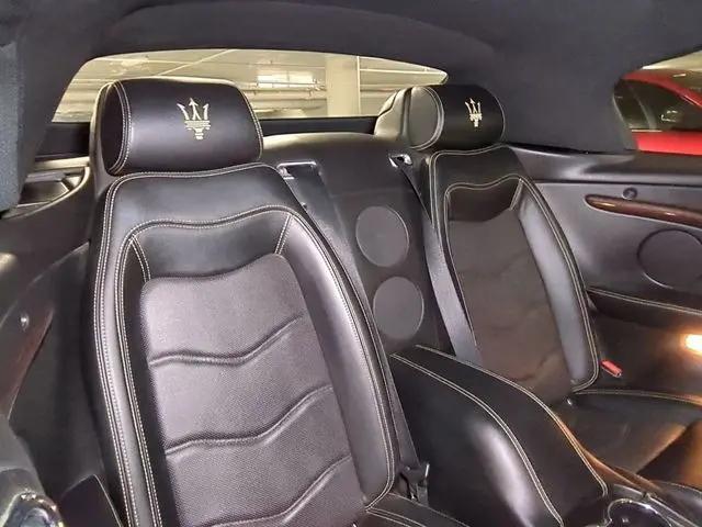 2014 Maserati GranTurismo Standard